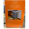 Image 4 : Sqauared Away Under-Cabinet Sliding Trash Can Coor Grey / Brushed Nickle