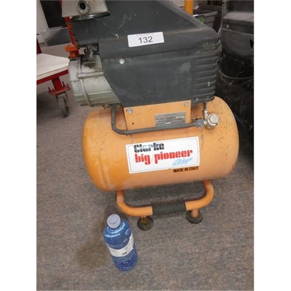 Clarke air compressor