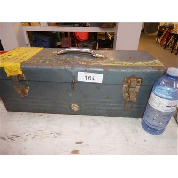 Tool box, Oil filter wrench, claw hammer,