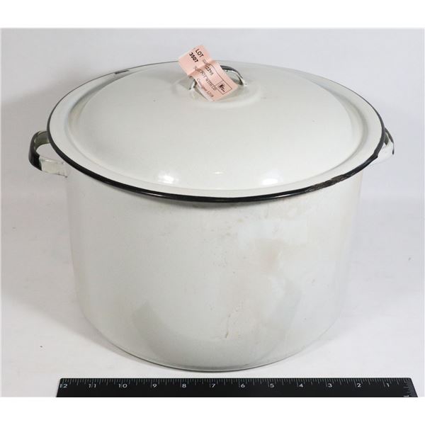 LARGE ENAMEL POT WITH LID