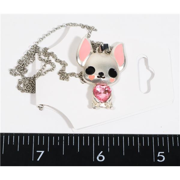 NEW CHIHUAHUA PUPPY PENDANT AND CHAIN