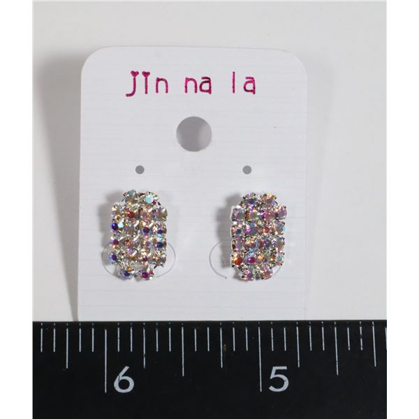 NEW RHINESTONE STUD EARRINGS