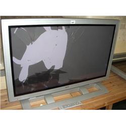 TECHWOOD PLASMA TV (DAMAGED)