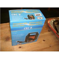 8 AMP BETTERY CHARGER