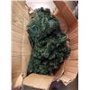 Image 2 : 6FT PINE CHRISTMAS TREE AND PRE-LIT PINE CHRISTMAS TREE 39 INCHES