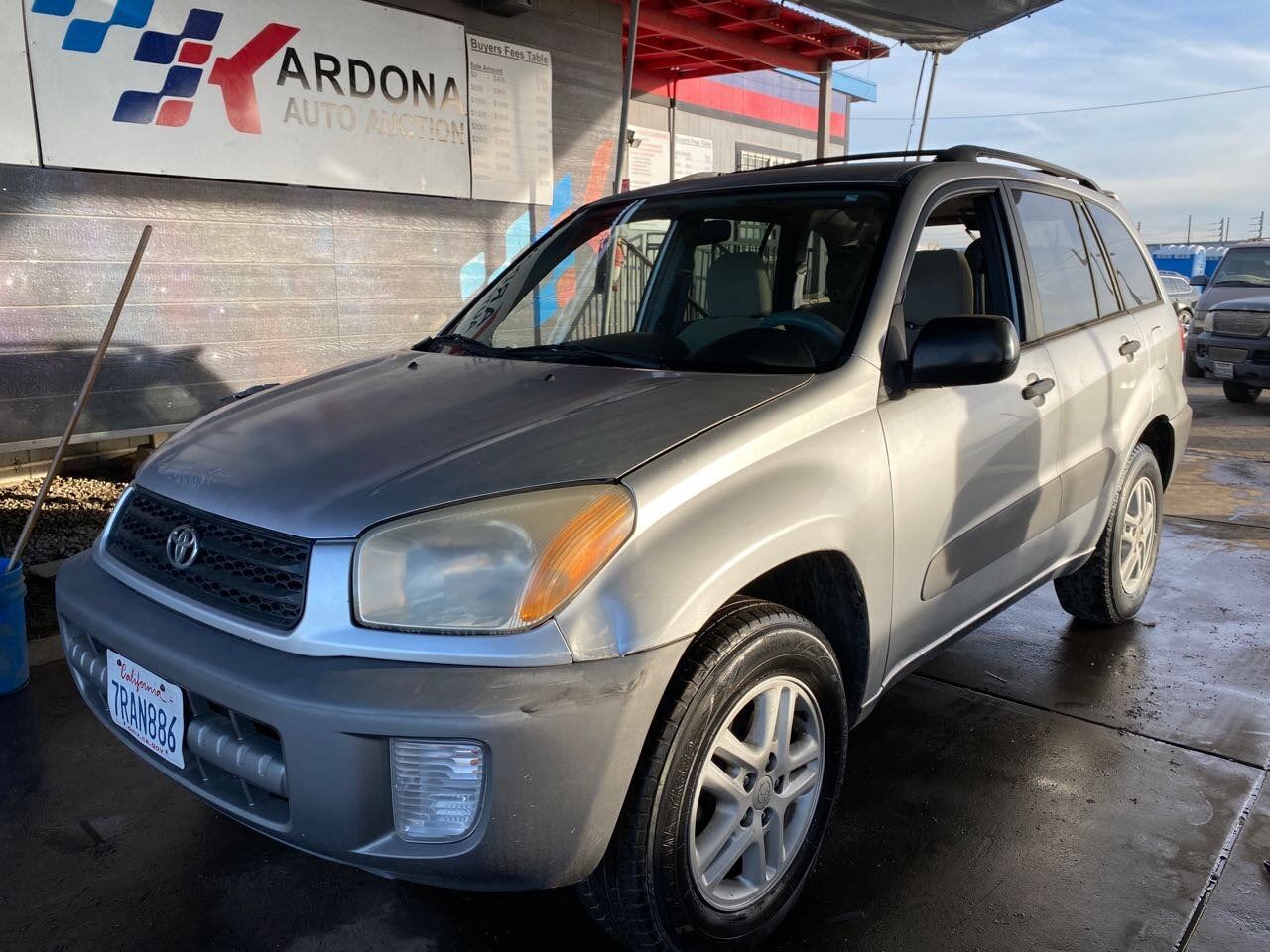 2002 TOYOTA RAV4
