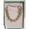 Image 1 : 1950'S/60'S SIGNED CORO CHOKER-STYLE NECKLACE