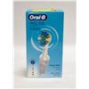 Image 1 : NEW ORAL B PRO 300 RECHARGEABLE TOOTHBRUSH