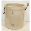 Image 1 : MEDALTA IMPERIAL CROCK 6 GALLON