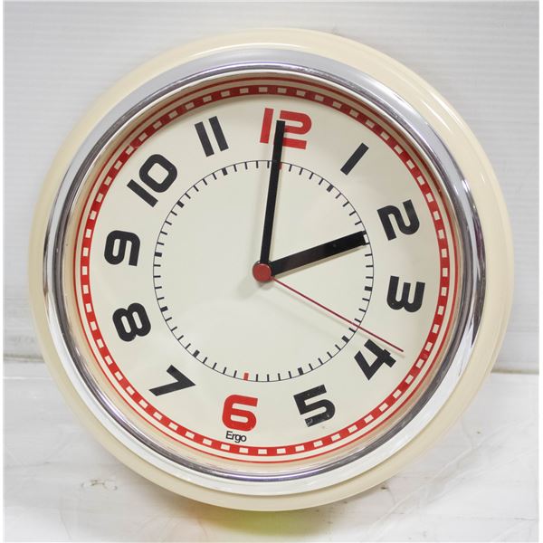 RETRO ERGO CLOCK