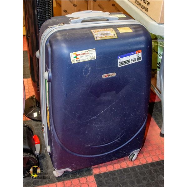 29" 4 WHEEL HARD SUITCASE