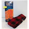 Image 1 : HEATED MENS INSOLES & HEATED USB SCARF