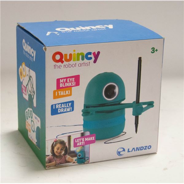 QUINCY ROBOT NEW IN BOX GIFT
