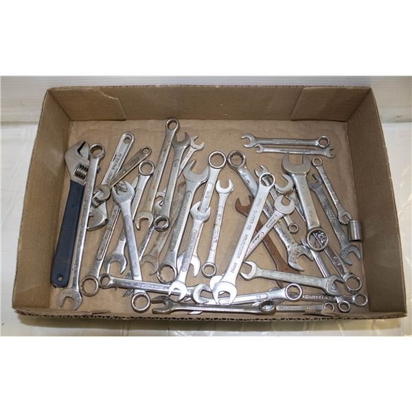 FLAT OF WRENCHES