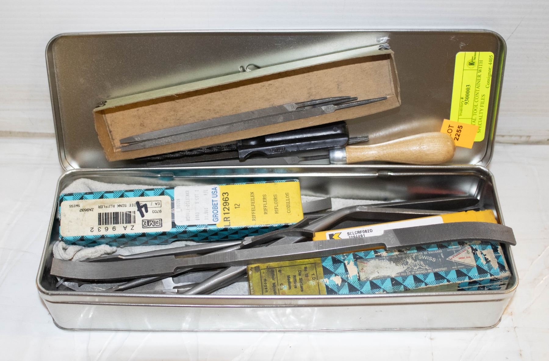 METAL TOOL CONTAINER WITH SPECIALTY FILES