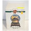Image 1 : TRADITIONS MUSICAL WATER GLOBE NATIVITY