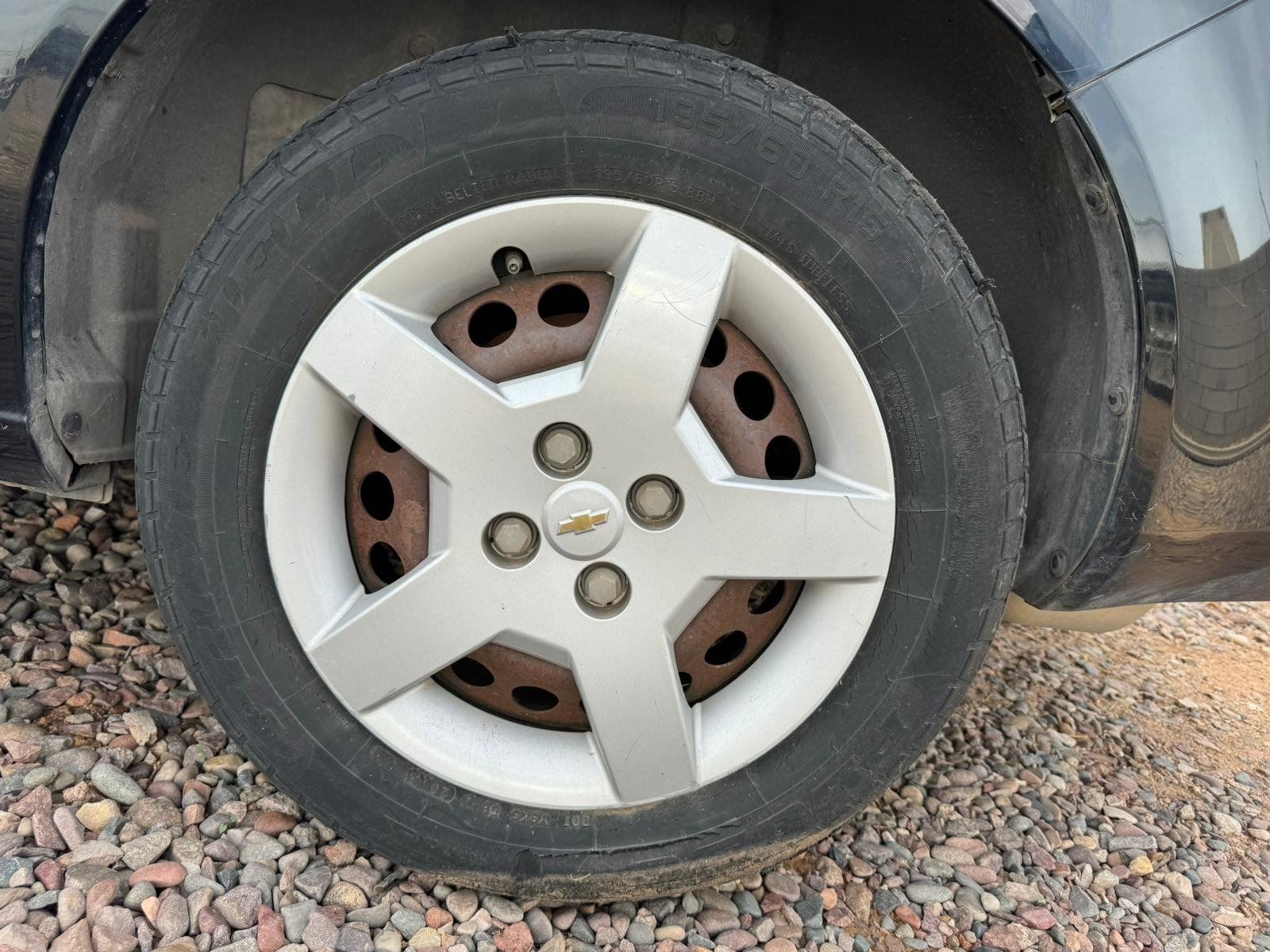 08 Chevy Cobalt Tire Size