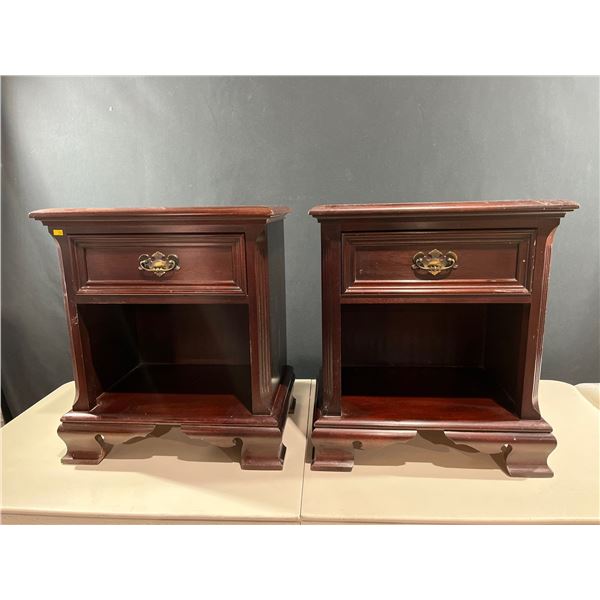 Gibbard Craftsman Est 1835 Matching Vintage Set of Bed Side Tables Solid Mahogany 22L x 15D x 25H