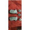 Image 1 : PISTOL GRIPS AND 3 SPEED LOADERS