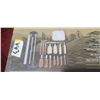 Image 3 : NEW 76 PC UNIVERSAL GUN CLEANING KIT IN METAL CASE