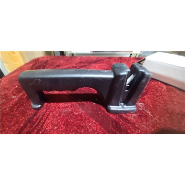 NEW CERAMIC KNIFE SHARPENER