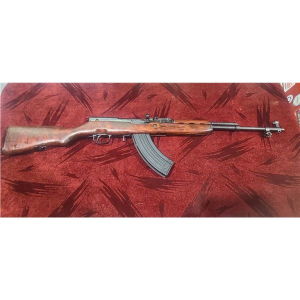 RUSSIAN SKS D 7.62 X 39 - SPRING LOADED FIRING PIN 19 1/2" BARREL COMES WITH 5 ROUND BANANNA MAGAZIN