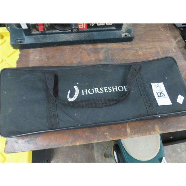 Horseshoe Set w/Carry Case - New