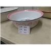 Image 2 : 3 Enamel Wear ; Basins + Roaster