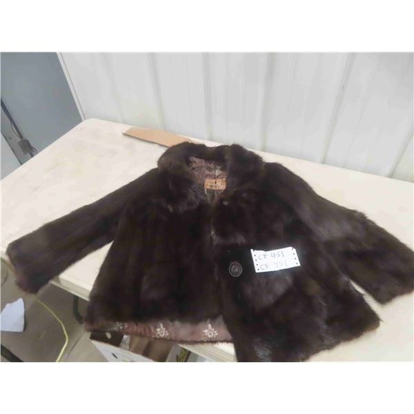 Ladies Short Fur Jacket -Sz SM / MED - Hurtig Furriers