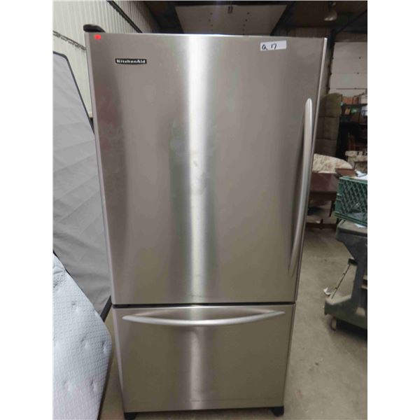 Kitchen Aid Stainless Fridge with Bottom Freezer 69'' x 32'' x 30''