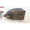 Image 8 : 3 Vintage Coal Irons