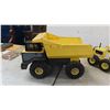 Image 2 : Tonka Dump Truck - Metal & Tonka Grader / Maintainer - Metal