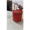 Image 2 : 2 Metal Gas Cans ; 1 Gal + 5 Gal