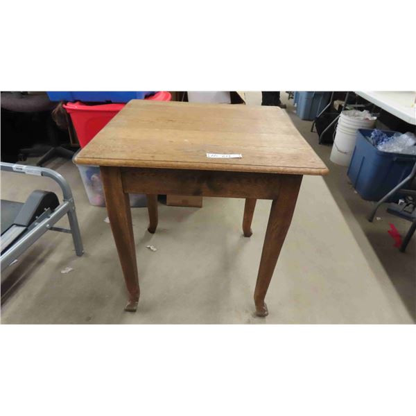 Oak Table 29  X 29  x 30 