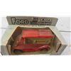 Image 3 : Ertl 1913 Ford Model T Delivery with Locking Bank Diecast in Box 