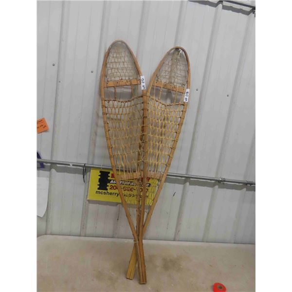 Vintage Snowshoes 56''