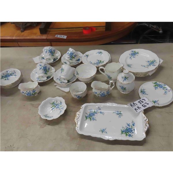 33 Pieces of Royal Albert China