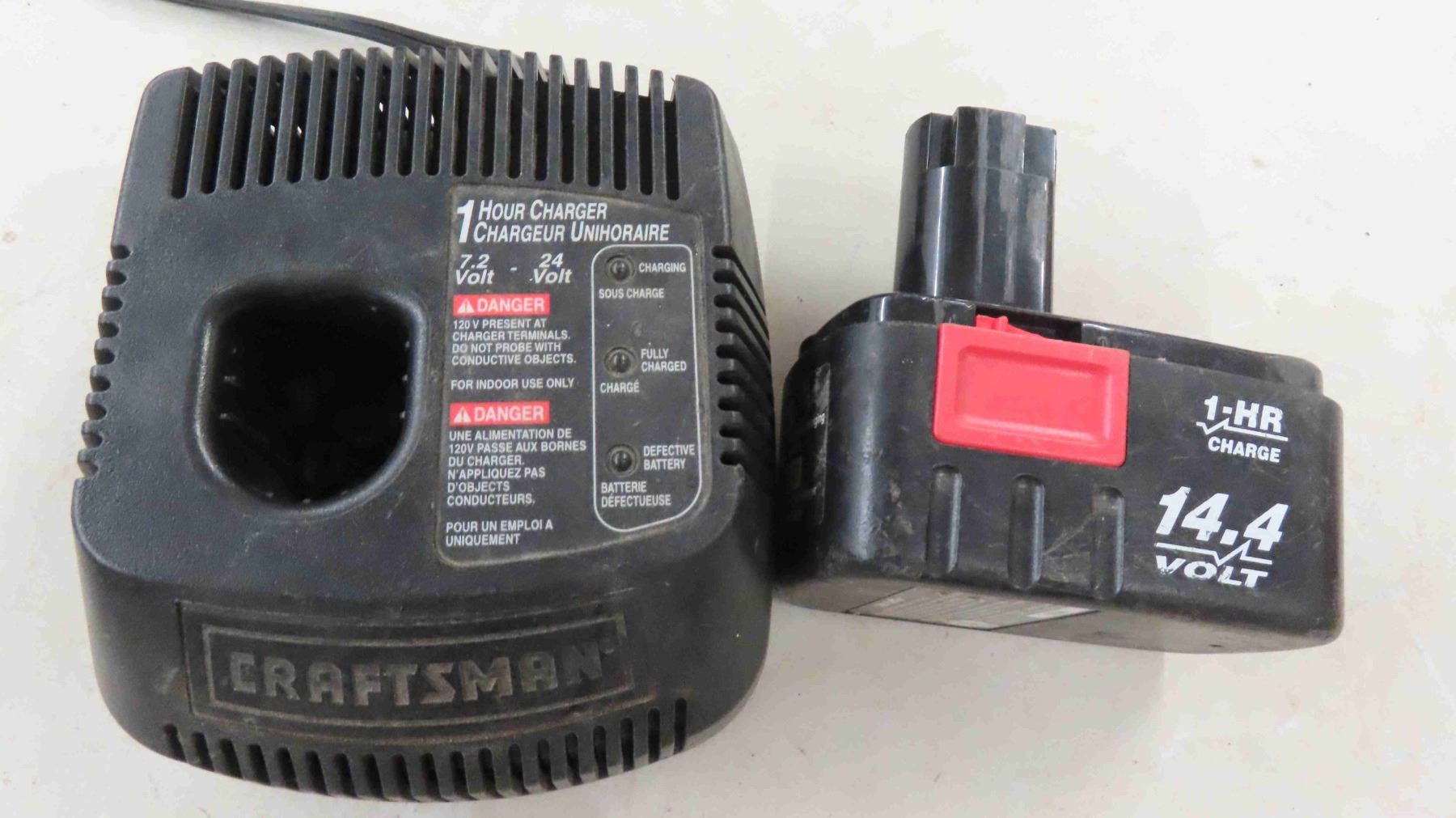 Craftsman Cordless 3/8'' Drill with Charger Jobmate