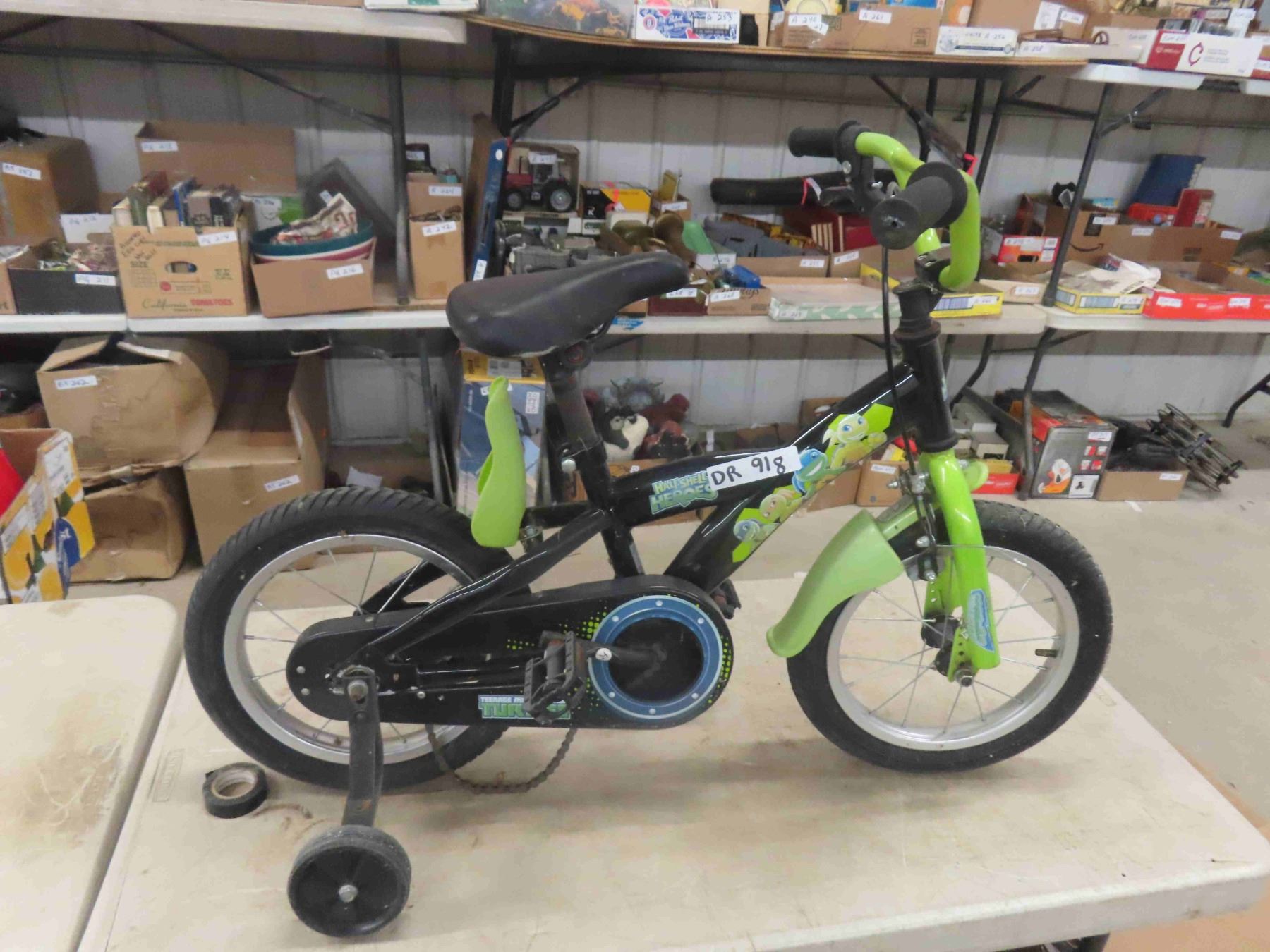 Turtle Shell Bike Youth's Half Shell Hero's Ninja Turtle Bike with Training Wheels - 14