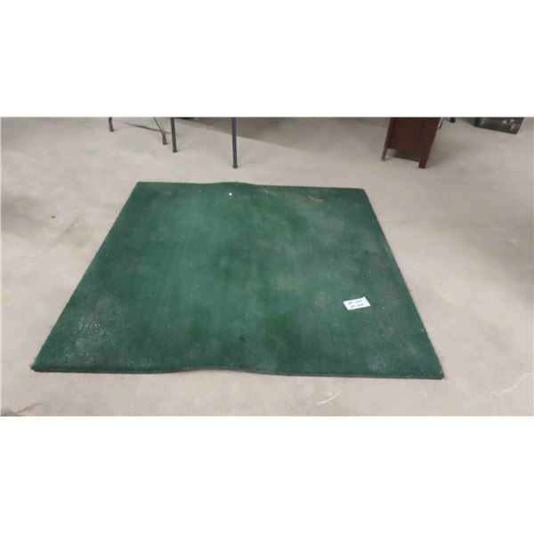 2 Green Turf Putting Green 60" x 60"