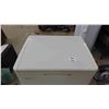 Image 2 : Danby Apartment Size Chest Freezer 21" x 25" X 32.5"