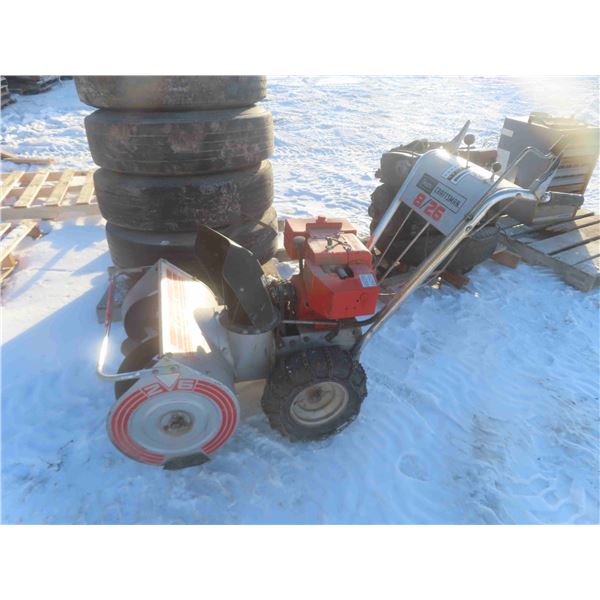 Craftsman 8HP Snowblower 26  Wide