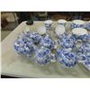 Image 3 : Maxwell William Place Setting Antique Blue - 40+ Pieces
