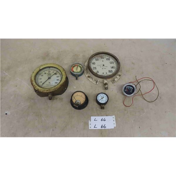 6 Vintage Gauges ; Pounds Per Inch, Vacuum + Fuel Pumps, Psi, Volts