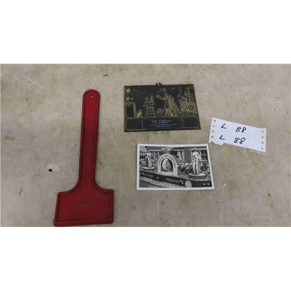 Vintage North Star Oil Ltd Scraper, Vintage Joe Stirling White Rose Service Plastic 