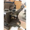 Image 2 : Keystone Model D-8 Projector - Vintage