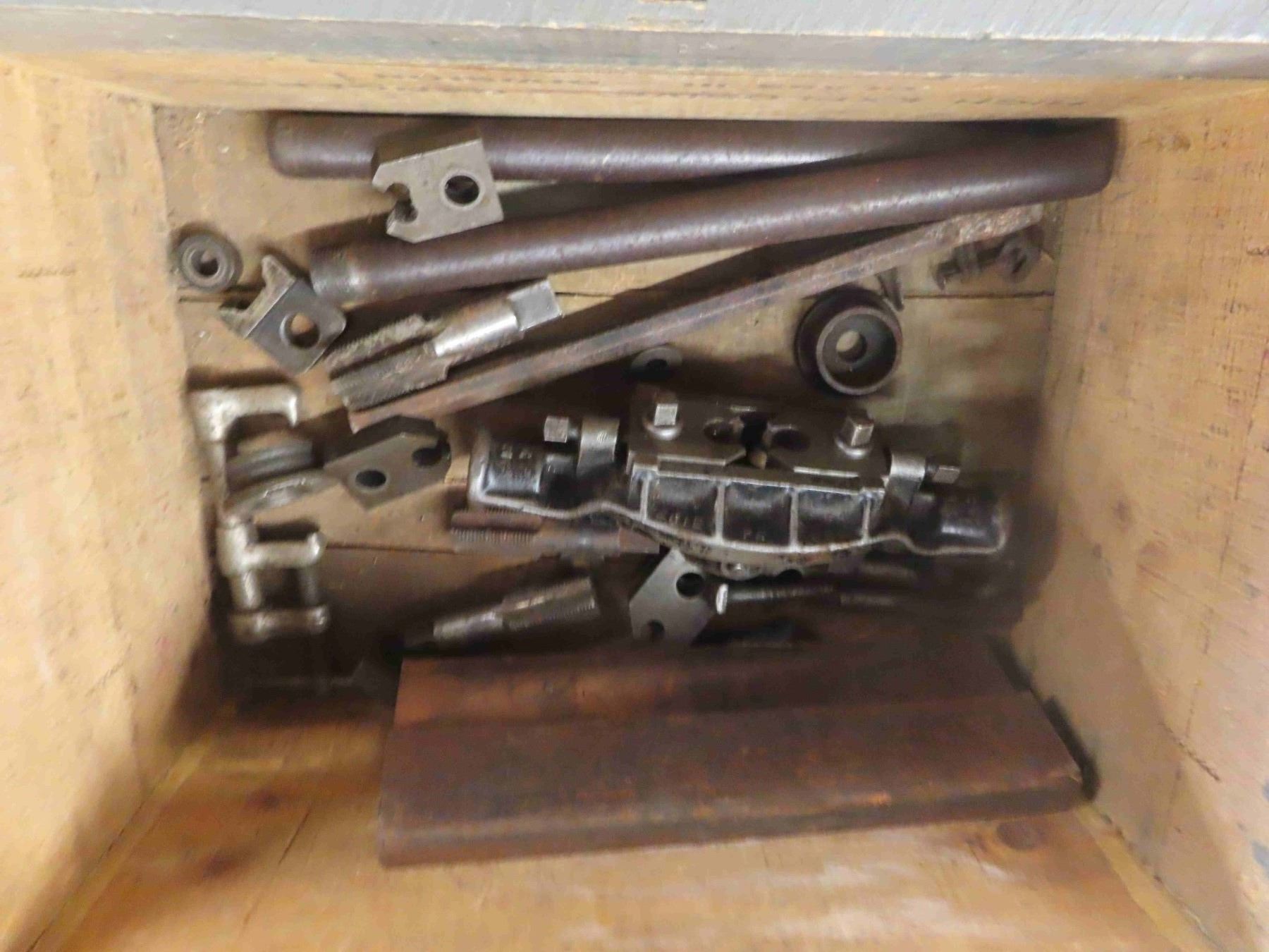 Old Threader Wooden crate with Old Threader 11