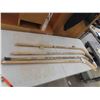 Image 1 : 4 Vintage Hockey Sticks