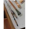 Image 3 : 3 Paddles, 3 Fishing Rods, 2 Reels