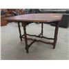 Image 7 : Oak Gate Leg Table 29'' x 44'' x 45'' Extended Size 